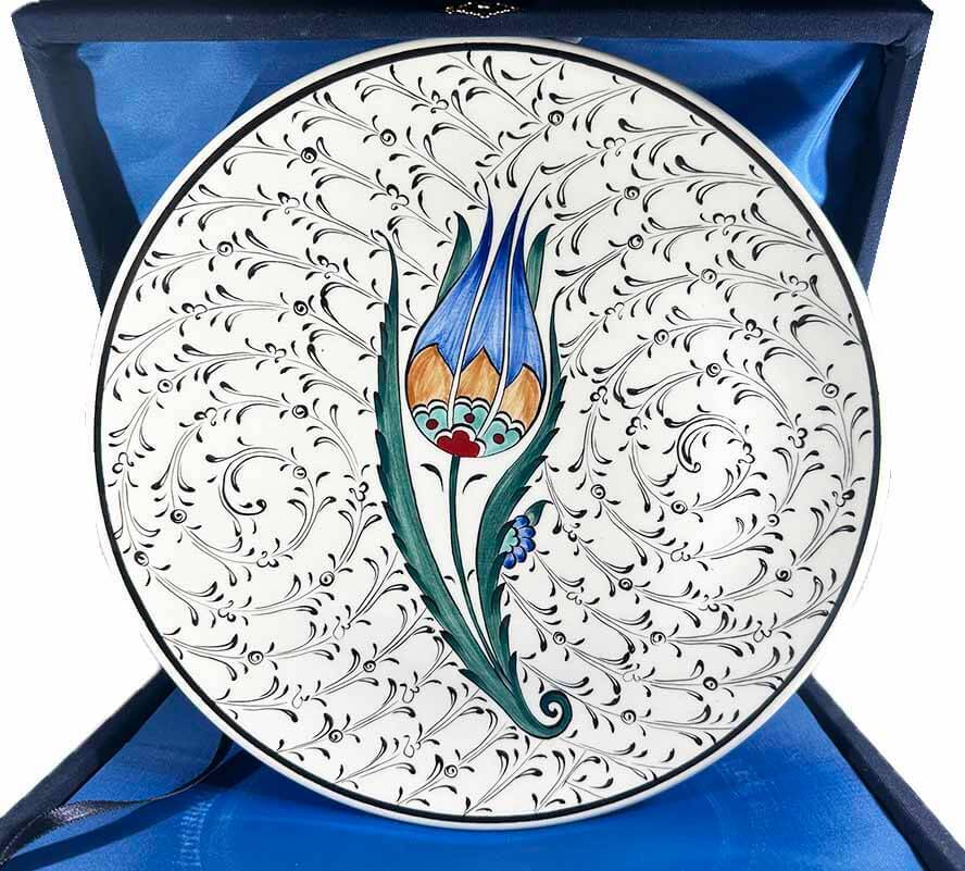 VIP Tulip Pattern Iznik Plate – Elite Gift Selection - 1