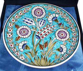 Windy Garden Iznik Pottery Plate - 3