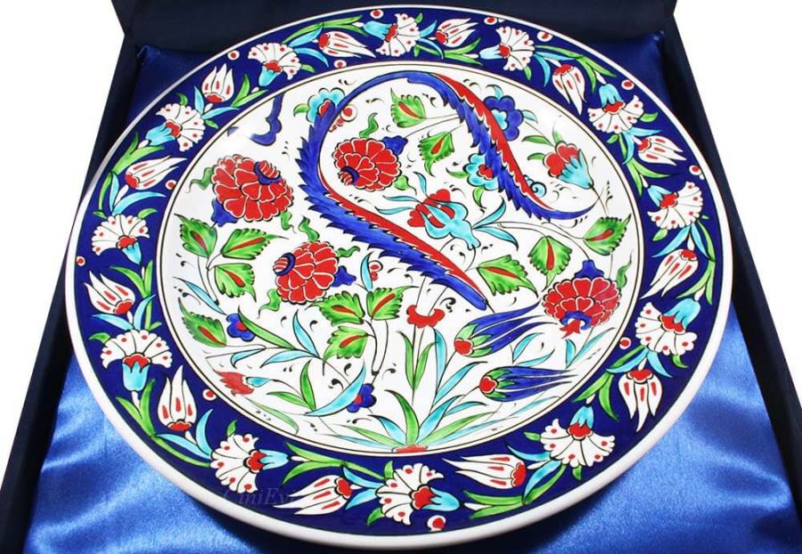 Windy Garden Pottery Plate - 3