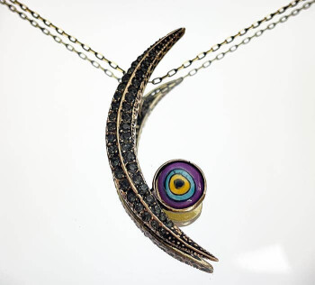 Yarım Ay İznik Çinili Bronz Kolye - Çini Evi